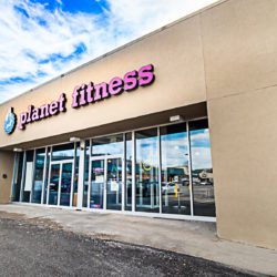 Storefront of Planet Fitness