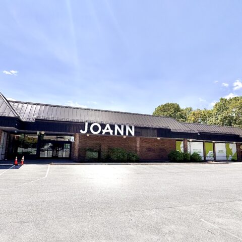 19,000 SF in the center of South Burlington!