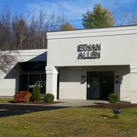 Shelburne Rd Showroom & Warehouse